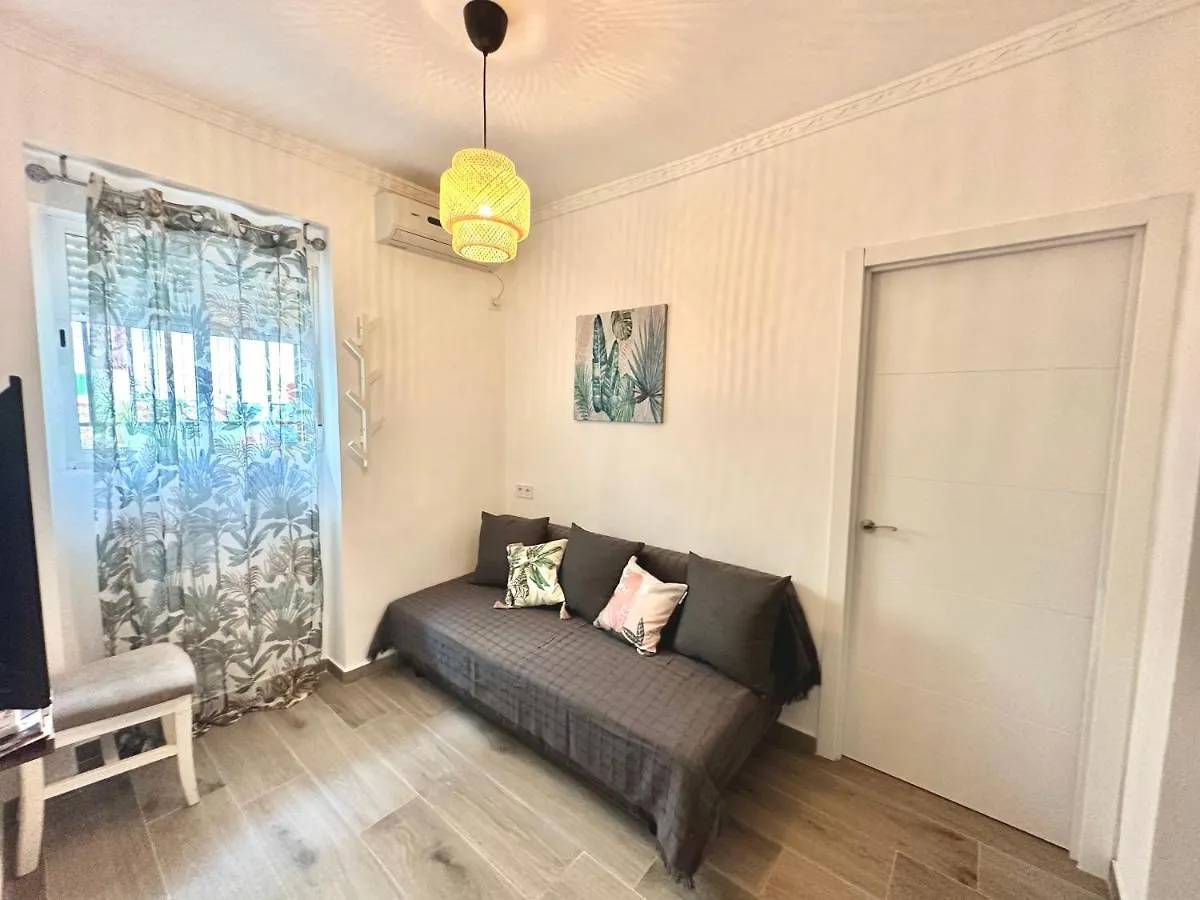 Sol Apartamentos Malaga Centro Apartman